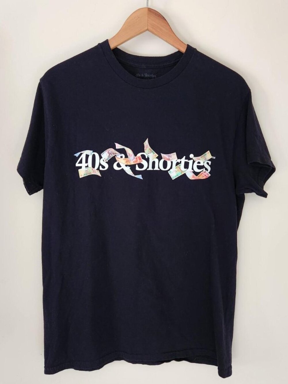 Black 40s & Shorties Flying Euros Logo T-shirt. Size M.